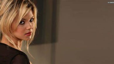 Ashlynn Brooke: height